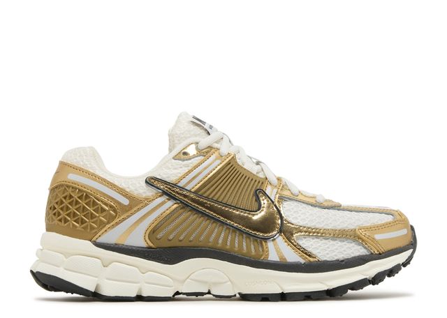 WMNS Vomero 5 'Metallic Gold'