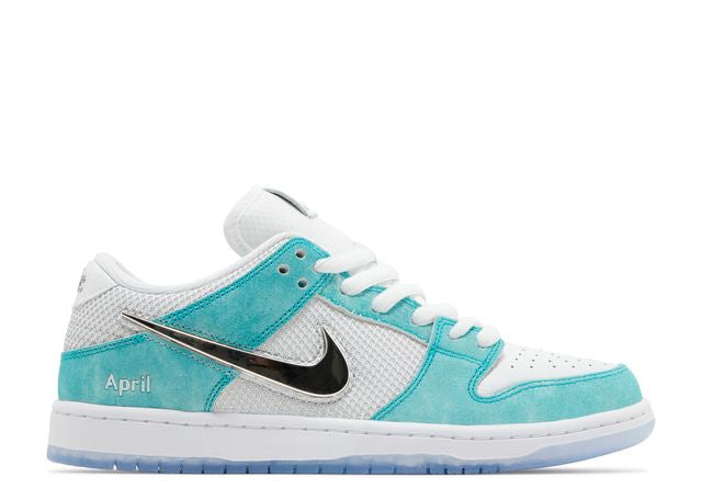 SB Dunk Low 'April'