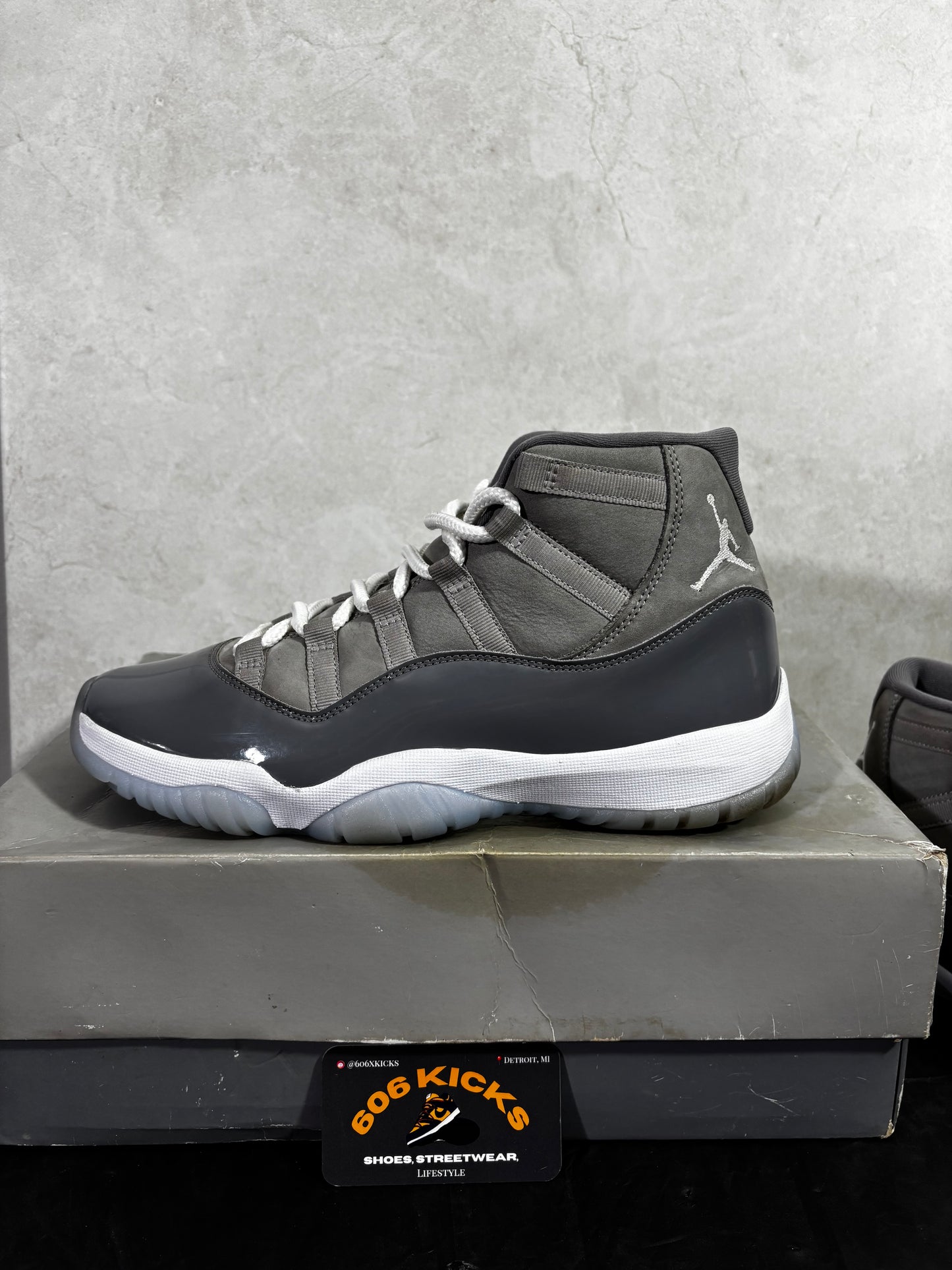 *Pre-Owned Jordan 11 'Cool Grey'