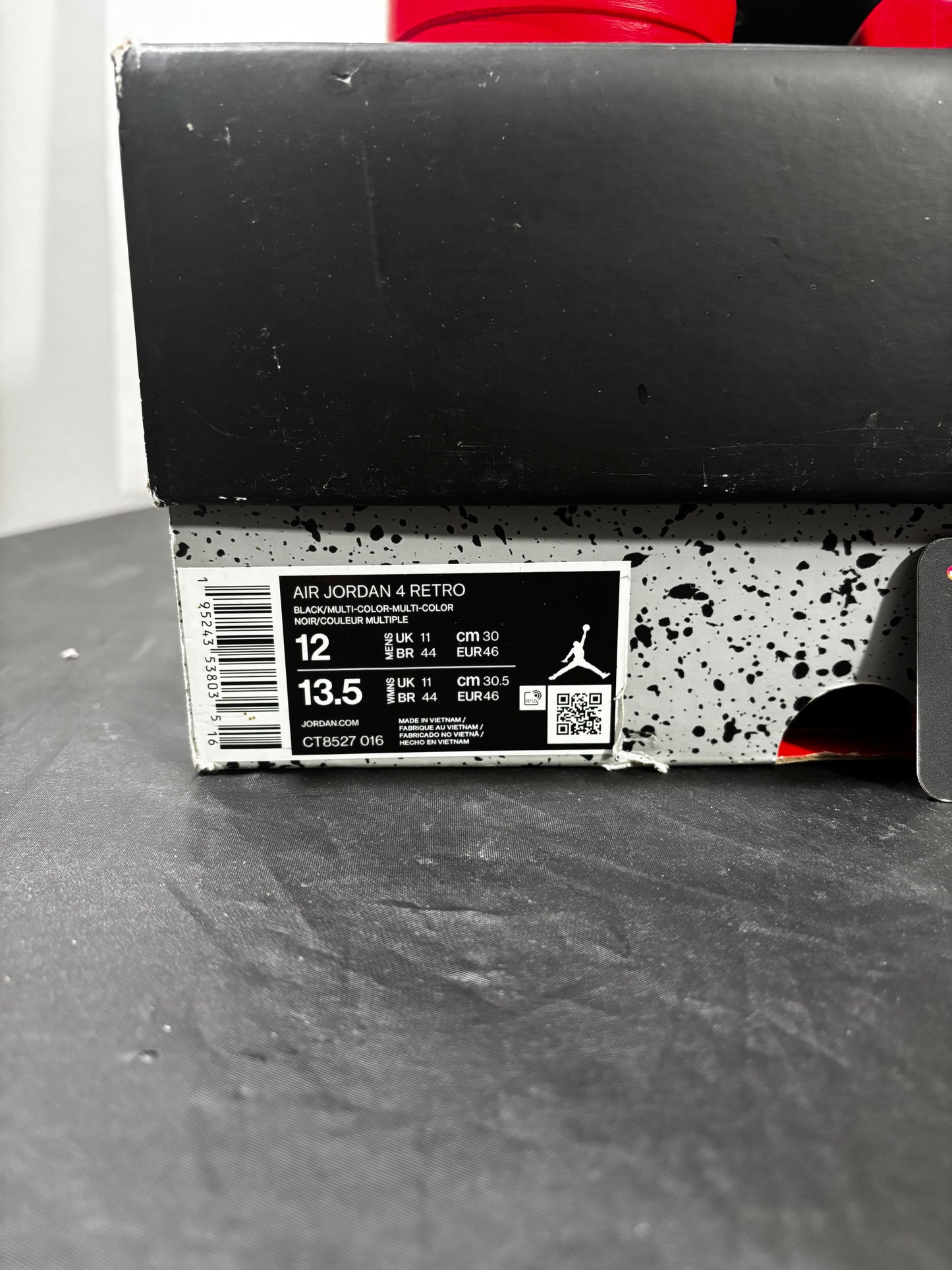 *Pre-Owned Jordan 4 'Red Thunder'