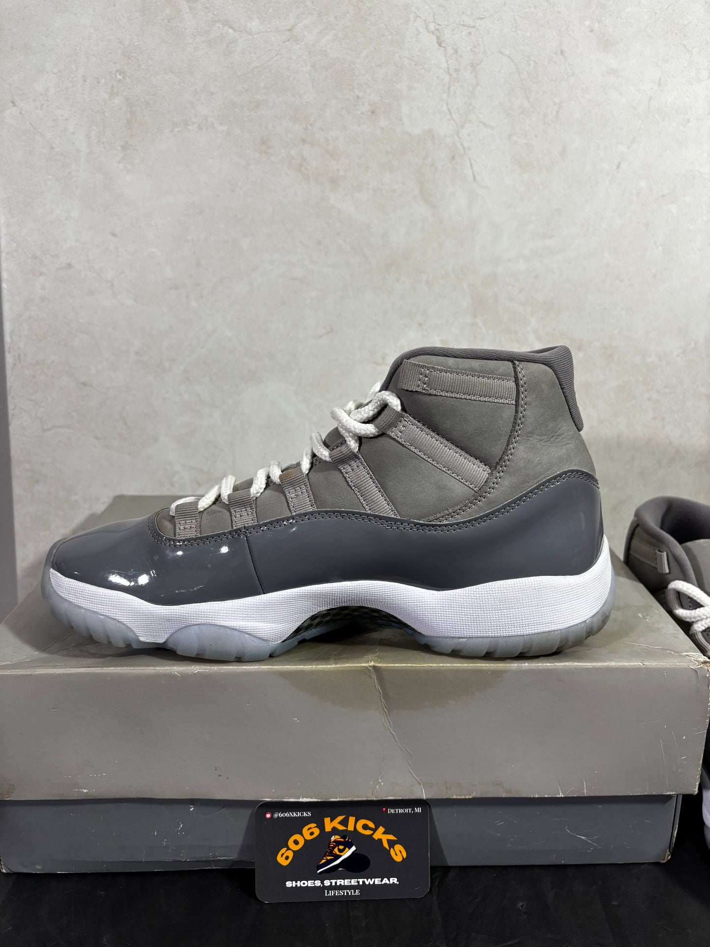 *Pre-Owned Jordan 11 'Cool Grey'