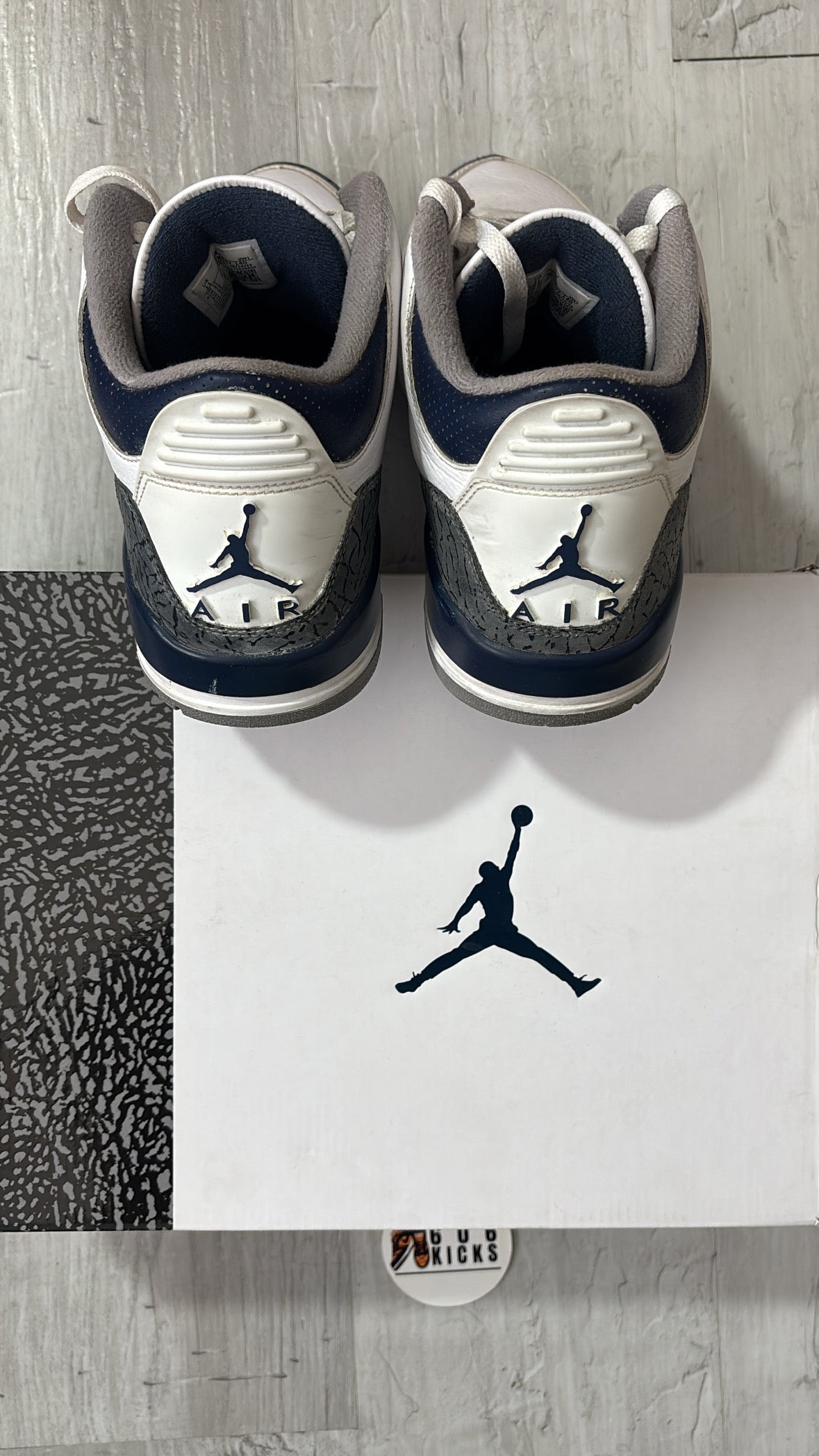 *Pre-Owned Air Jordan 3 Retro 'Midnight Navy'