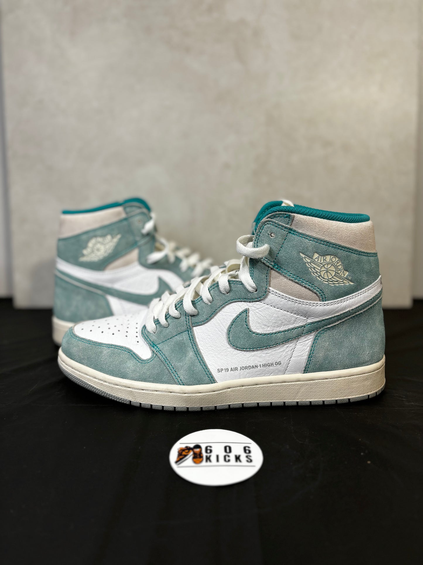 *Pre-Owned Jordan 1 'Turbo Green'
