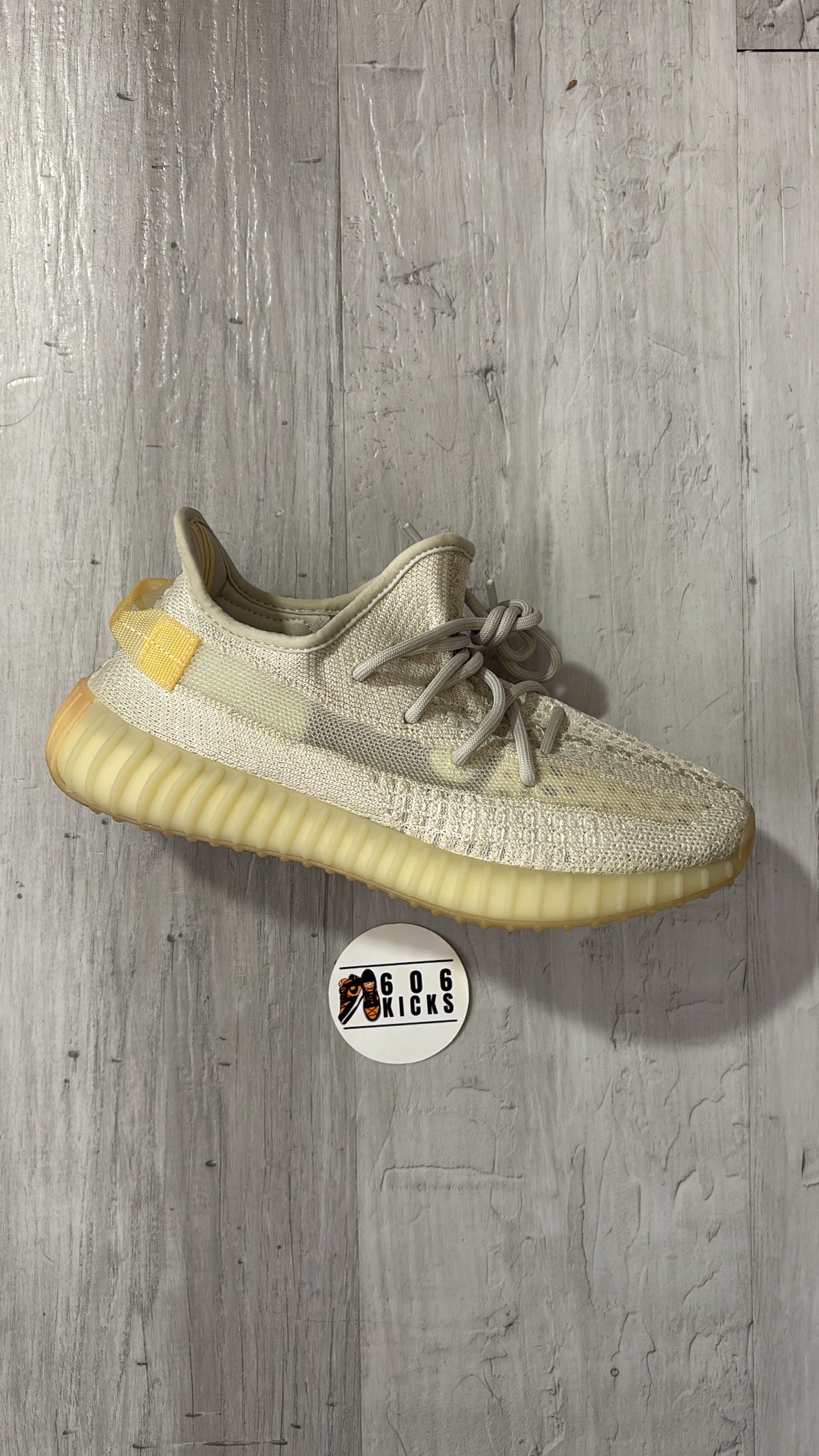 *Pre-owned Yeezy 350 'Light'