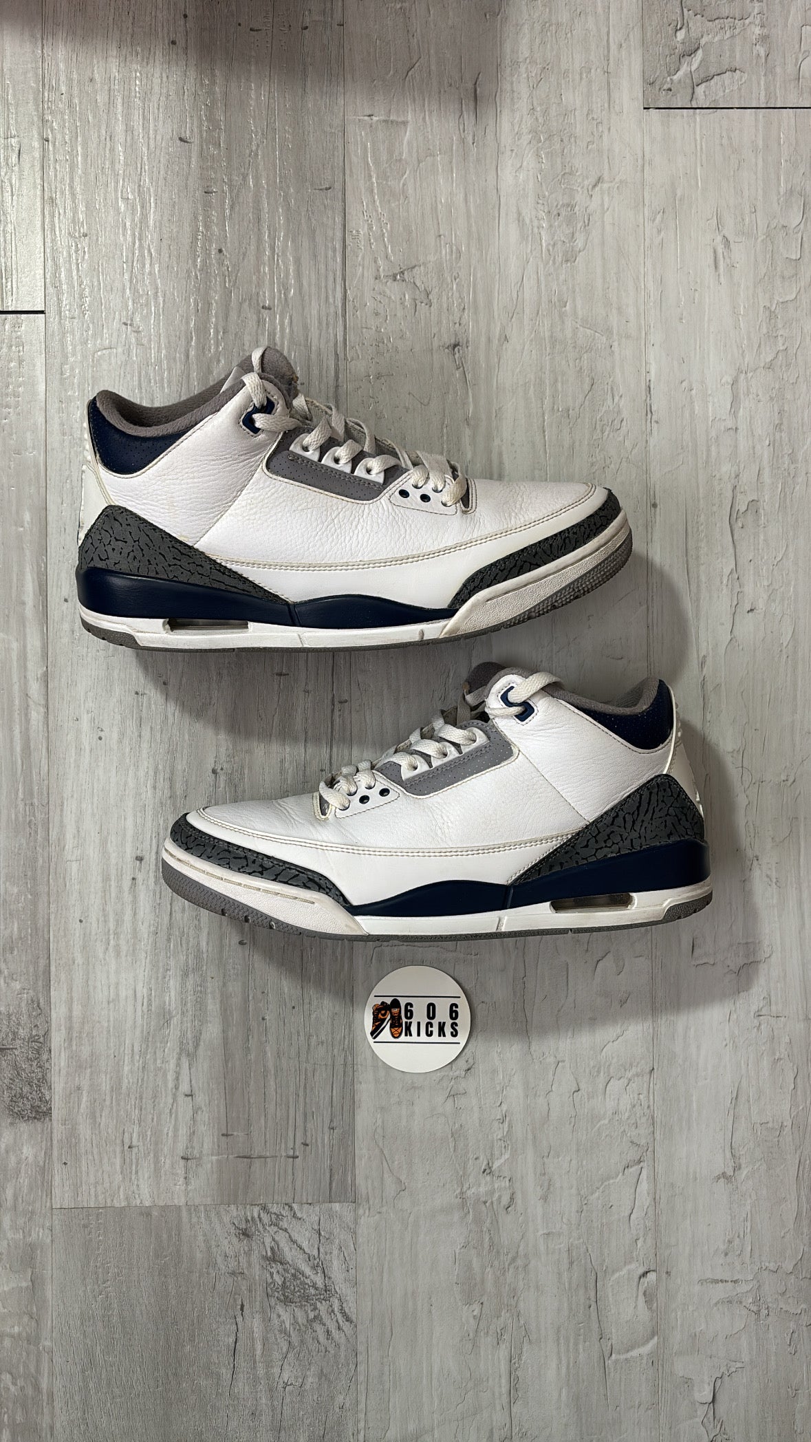 *Pre-Owned Air Jordan 3 Retro 'Midnight Navy'