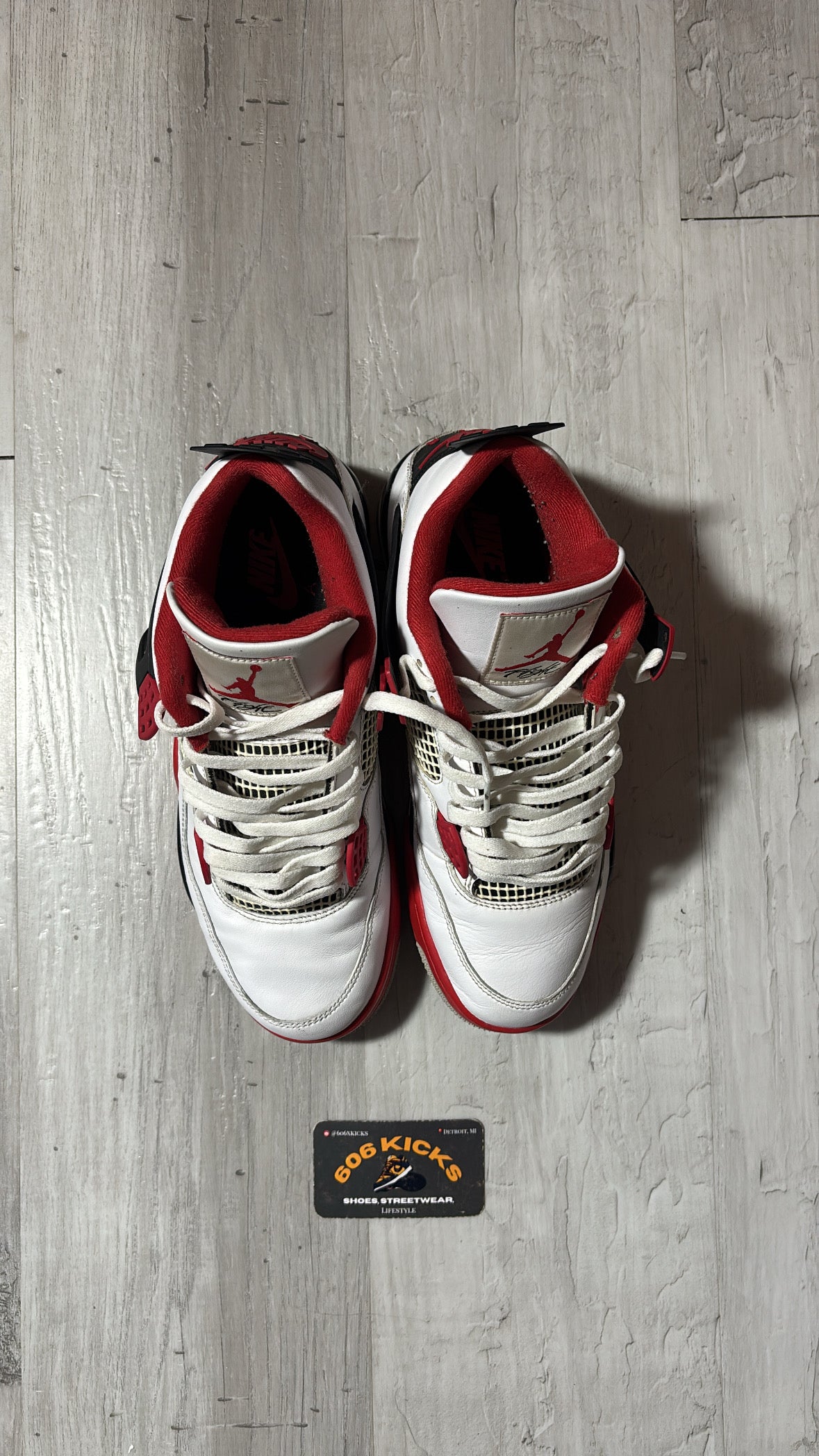 Air Jordan 4 Retro 'Fire Red'