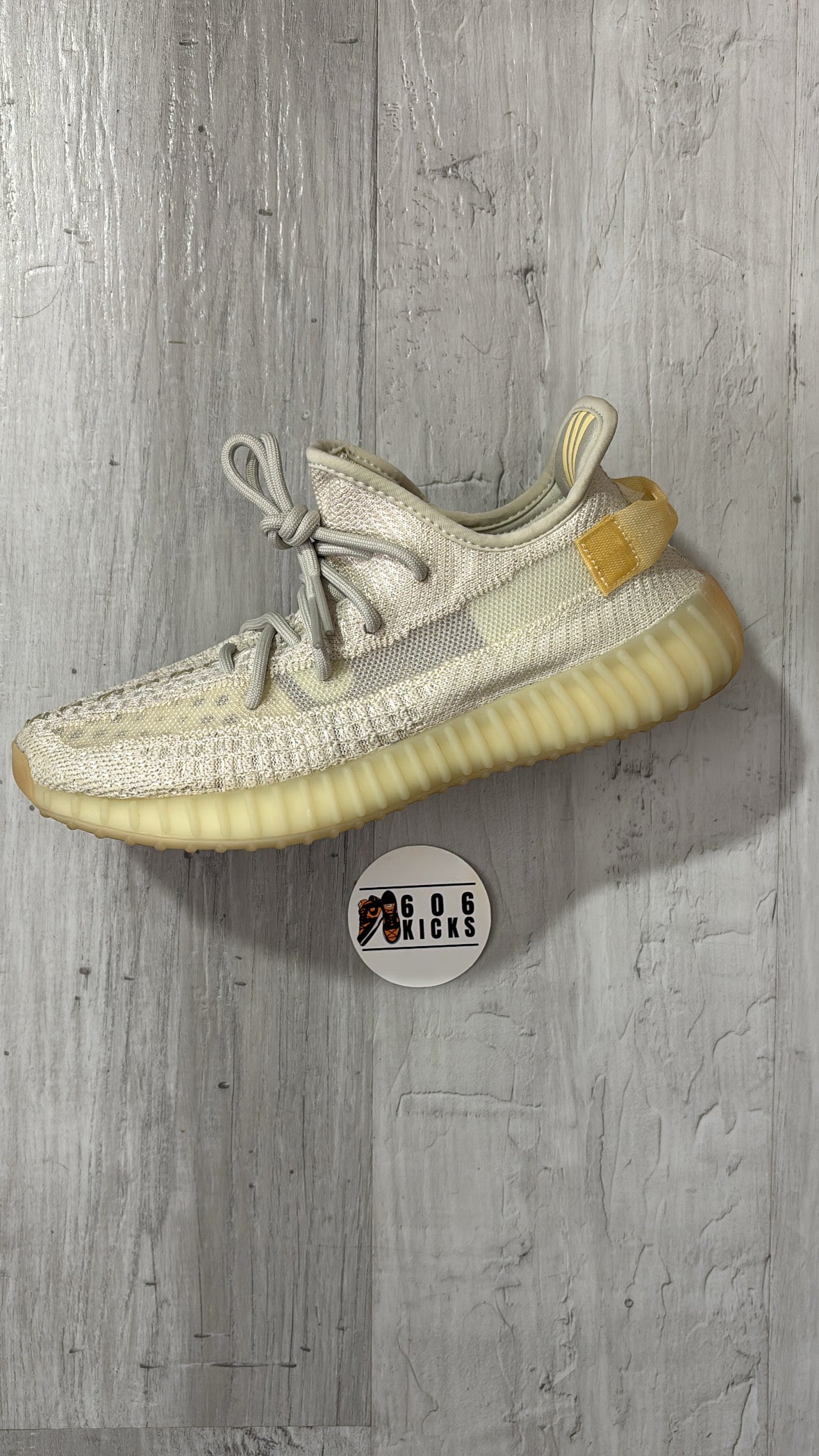*Pre-owned Yeezy 350 'Light'