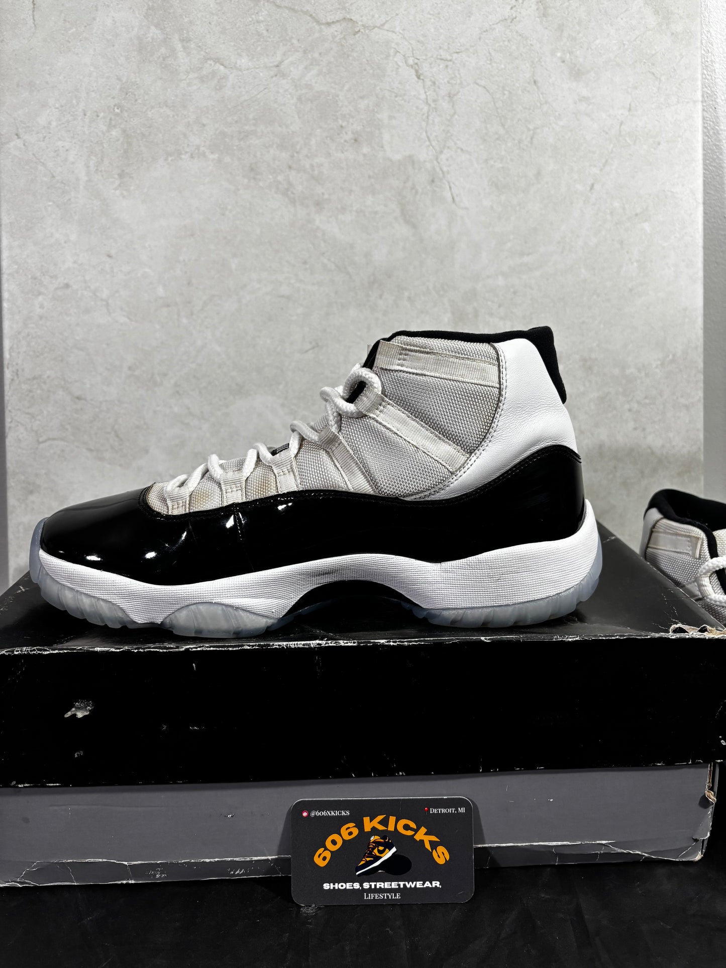 *Pre-Owned Air Jordan 11 Retro High 'Concord