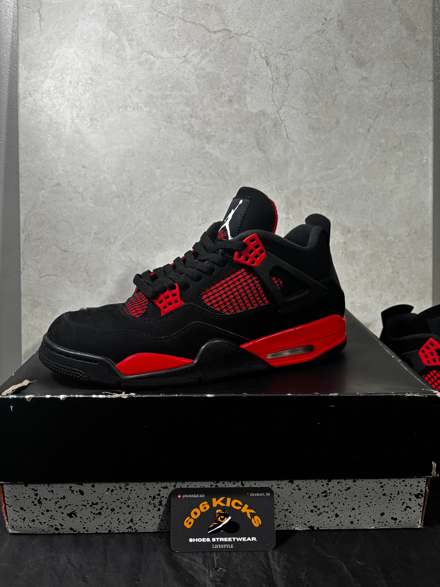 *Pre-Owned Jordan 4 'Red Thunder'